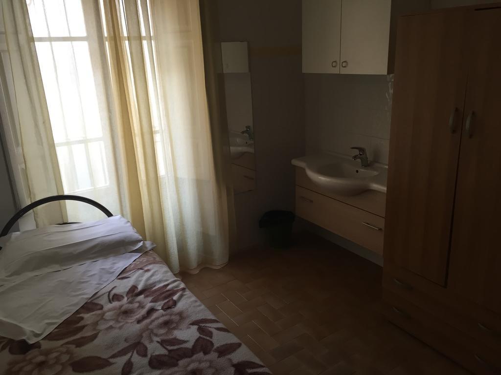 Hostel Veronique Firenze Værelse billede