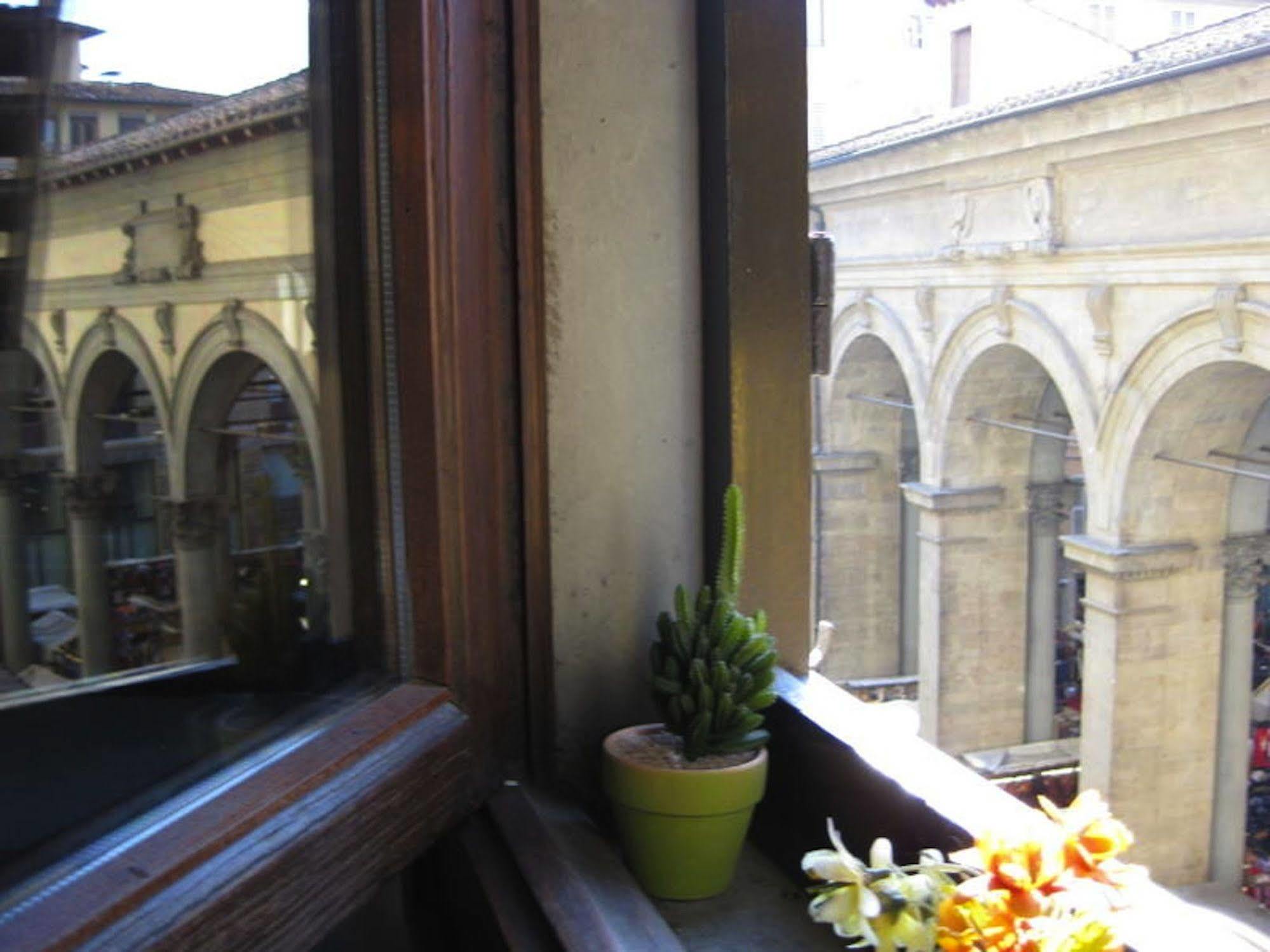 Hostel Veronique Firenze Eksteriør billede